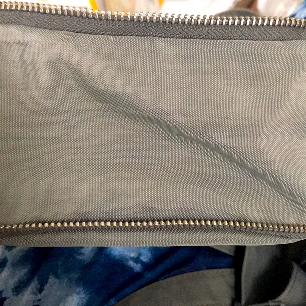 Baggallini bag - Picture 7 of 9